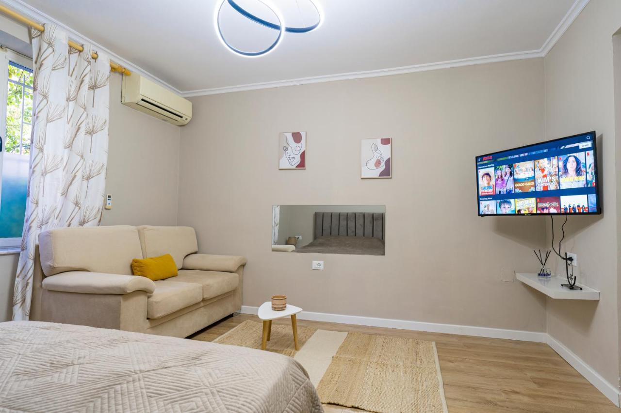 New Bazaar Cane Apartment 2 地拉那 外观 照片