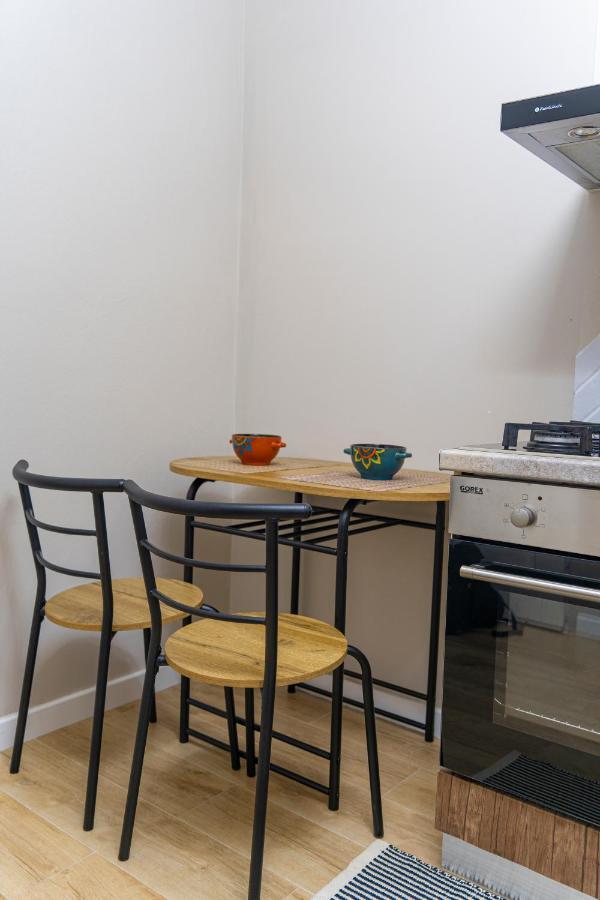 New Bazaar Cane Apartment 2 地拉那 外观 照片
